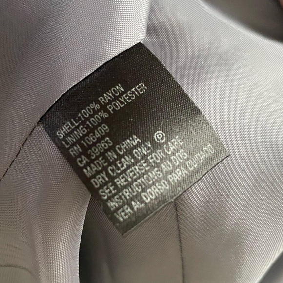 Tahari Women’s Gray Blazer Pockets Snap Button Size 4 Business Jacket Suit Grey - Picture 6 of 6
